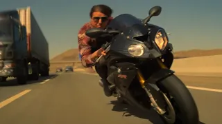 Mission: Impossible - Rogue Nation (2015) - Motorcycle Chase Scene [4K Ultra HD]