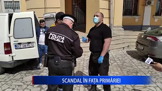 SCANDAL ÎN FAȚA PRIMĂRIEI