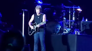 Bon Jovi - Livin' on a Prayer (Live At Rock In Rio 2013)