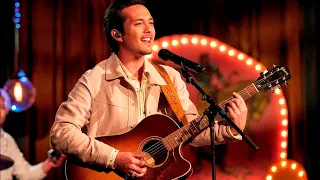 American Idol's Laine Hardy Sings "Memorize You" on The Bachelorette