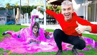 TESTING 100 LAYERS CHALLENGE PRANK on MYSTERY NEIGHBOR!! (Covered in Slime)
