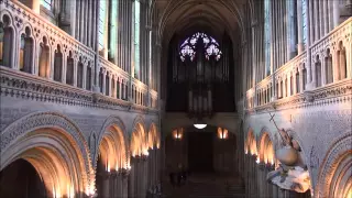 La Cathédrale Notre-Dame de Bayeux vue autrement...
