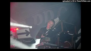 The Prodigy - Smack My Bitch Up Live @ Club Zepp, Osaka, Japan (14.02.2006)