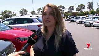 Supermarket stress on the rise as families skimp at the checkout | 7 News Australia