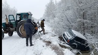 Нива в кювет/улетел в кювет/из-за согнутого заднего моста/