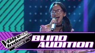 Andini - A Woman's Worth | Blind Auditions | The Voice Kids Indonesia Season 3 GTV 2018