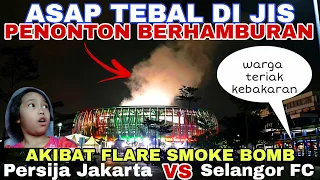 Pertandingan Dihentikan Akibat Asap- Full Flare Smoke Bomb Di Lapangan Jis Stadium