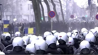 Police clash with COVID protesters in Brussels