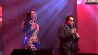 Sunny Leone dance at Mika Singh's concert