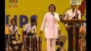 KISHORE KUMAR LIVE-MERE SAPNO KI RANI