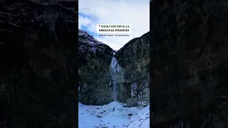 Travel to the #winterwonderland of Himachal Pradesh and spot the beautiful #SissuWaterfall 😍