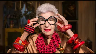 "Iris in Paris" par Iris Apfel (2016) | RETROSPECTIVE