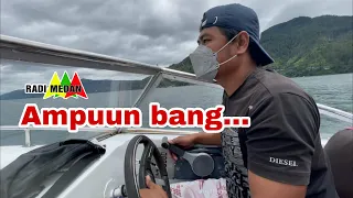 Speedboat Danau Toba Kecepatannya Setara Dengan 60 km / Jam