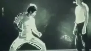 Bruce Lee - Play Ping Pong