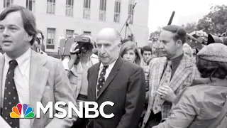 Lawrence: Who's Sleeping Better: Paul Manafort Or President Donald Trump? | The Last Word | MSNBC