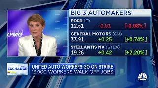 The UAW strike fallout may quickly begin to snowball, says KPMG's Diane Swonk