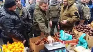 Пистолет ТТ и ПМ Мирное применение на рынке. А. Захарченко