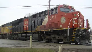 CN 3217 💯 UP 5041 Southbound Manifest Fond Du Lac Wisconsin Scott St Shops South 03-25-2024