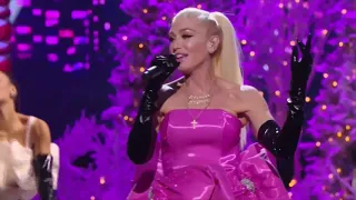 Gwen Stefani - You Make It Feel Like Christmas 2020