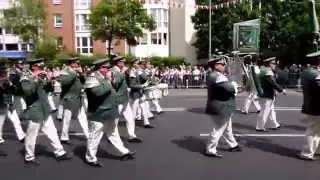 Schützenfest Neuss-Furth 2015, Aufmarsch zur Parade