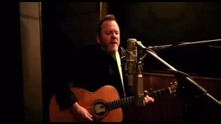 Kiefer Sutherland - Car Wheels On A Gravel Road