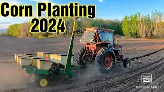 Planting Corn 2024