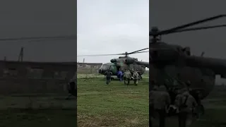 ‼️🇷🇺Раненных в Мариуполе военных эвакуируют вертолетами Ми-8 на "большую землю"