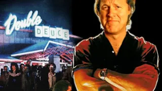 RiffTrax - Roadhouse - Mike