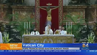 Pope Francis Streams Easter Sunday Mass