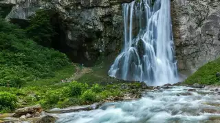 Экскурсии, оз.Рица, Гегский водопад, дача Сталина, Альпийские луга.