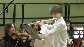 A.Vivaldi Concerto c-moll 2 part, Daniil Lukjanenko (flute)