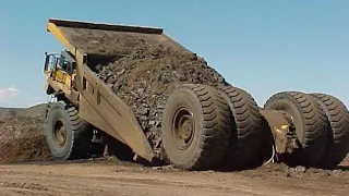 Extreme Dangerous Fails Biggest Dump Truck Operator Skill, Amazing Heavy Equipment Machines Driving