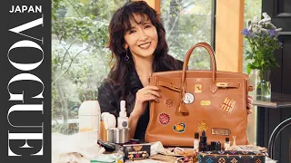 What's In Shizuka Kudo's Bag? | In The Bag | VOGUE JAPAN