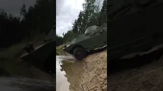 БРДМ-2 ЗАХОД В ВОДУ #shorts