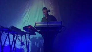 Presets - Girl And The Sea (live)