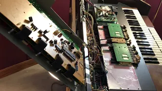 Servicing the Hammond xt172