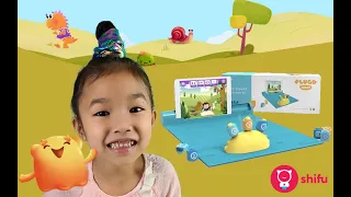 Colette unboxes and plays with PlayShifu's PLUGO Count! {Sponsored}