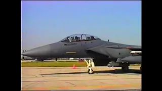 2001 LONDON (CANADA) AIRSHOW - SUNDAY/MONDAY DEPARTURES (JUNE '01) (See description for time stamps)