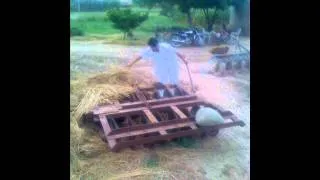 Putt Warga Ford Tractor raj brar edited by raman,gippi grewal.3gp binnu dhillon,gurpreet ghuggi