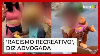 Influenciadoras dão banana e macaco de pelúcia a crianças negras e são acusadas de racismo