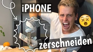 Das schärfste Messer  - ich ZERSCHNEIDE ein iPHONE !! 😱  | Julienco