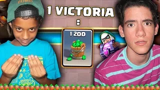 POR CADA PARTIDA QUE ME GANE MI PRIMO DE 10 AÑOS LE DOY 1200 GEMAS EN CLASH ROYALE | TheDonato