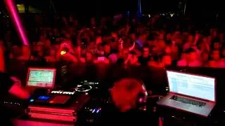 RICHIE HAWTIN..... GAISER (Live) DARK SIDE