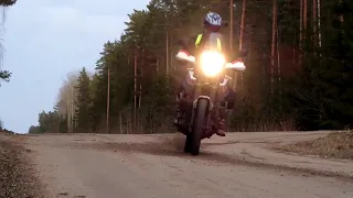 Yamaha XT660z offroad fun. Hyperpro springs