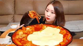 Real Mukbang) Tteokbokki with lots of Cheese 🧀 & Rice Roll