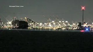 Francis Scott Key Bridge collapses in Baltimore, sending cars into water