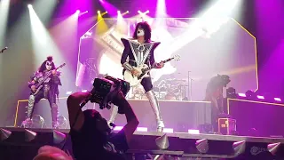 Kiss - Deuce - Newcastle Utilita Arena - 06 - 06 - 2023 #EndOfTheRoad #Kiss #KISS50