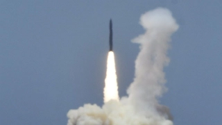 US successfully tests anti-ballistic missile system for first time