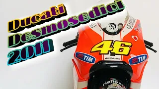 Minichamps Motogp Ducati Desmosedici GP11 Valentino Rossi (Minichamps 1/12)