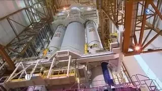 Carnets de Vol vous emmène dans les coulisses d’un tir de fusée Ariane, à Kourou en Guyane (1/2)